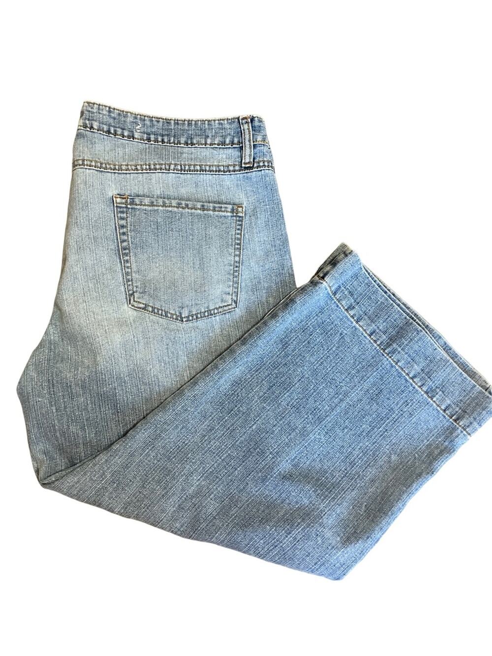 Old Navy Light Blue Capri’s Women’s  Size 14 Vintage